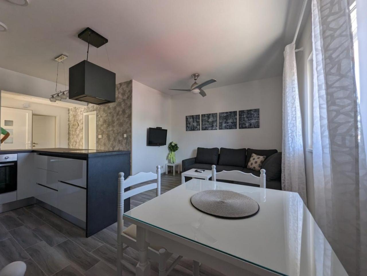 Apartman Bonaca Apartment Sibenik Exterior photo
